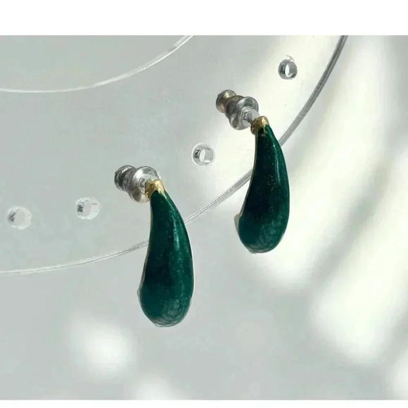 Art Deco Green & Gold Sparkly Vintage Teardop Minimalist Teardrop Earrings - Picture 1 of 6